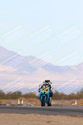 media/Feb-08-2025-CVMA (Sat) [[fcc6d2831a]]/Race 9-Amateur Supersport Middleweight/